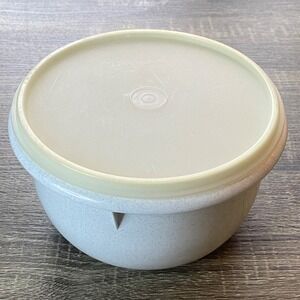 Vintage Tupperware‎ Speckled Granite Microwave Bowl with Lid Light Gray USA Made